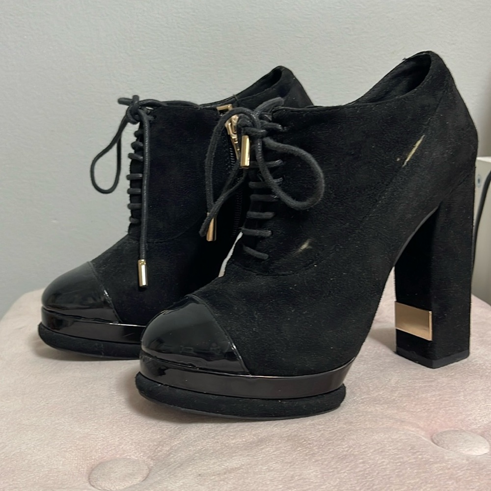 High heels shoes